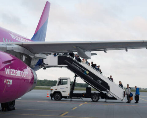 wizz air tirana prishtina